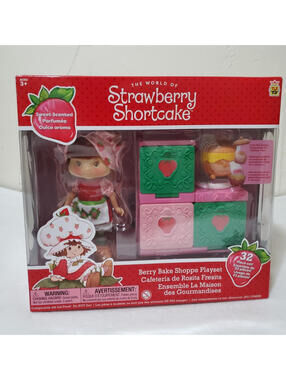 Strawberry Shortcake Berry Bake Shoppe 5.5-Inch Playset with Figure 810122580904